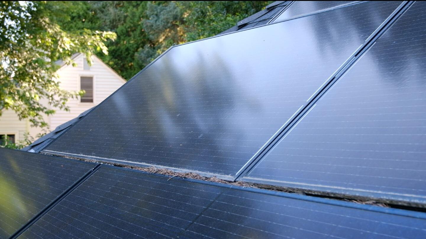 Vancouver Solar Panel Cleaning Service Before and After Photos